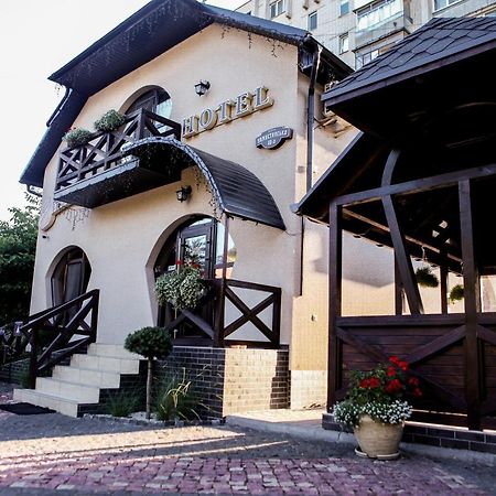 Hotel Marsen Виниця Екстериор снимка